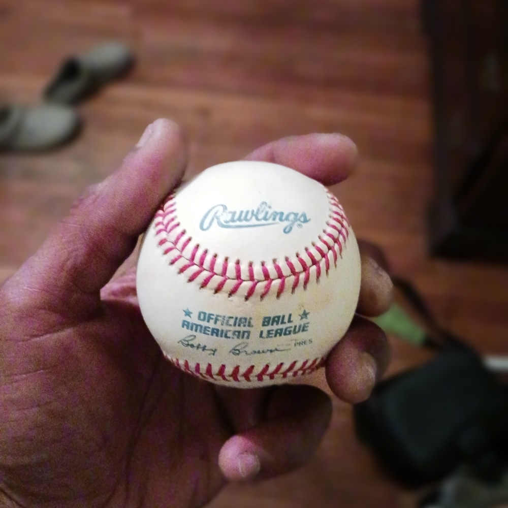Autograph signed ken griffey baseball
